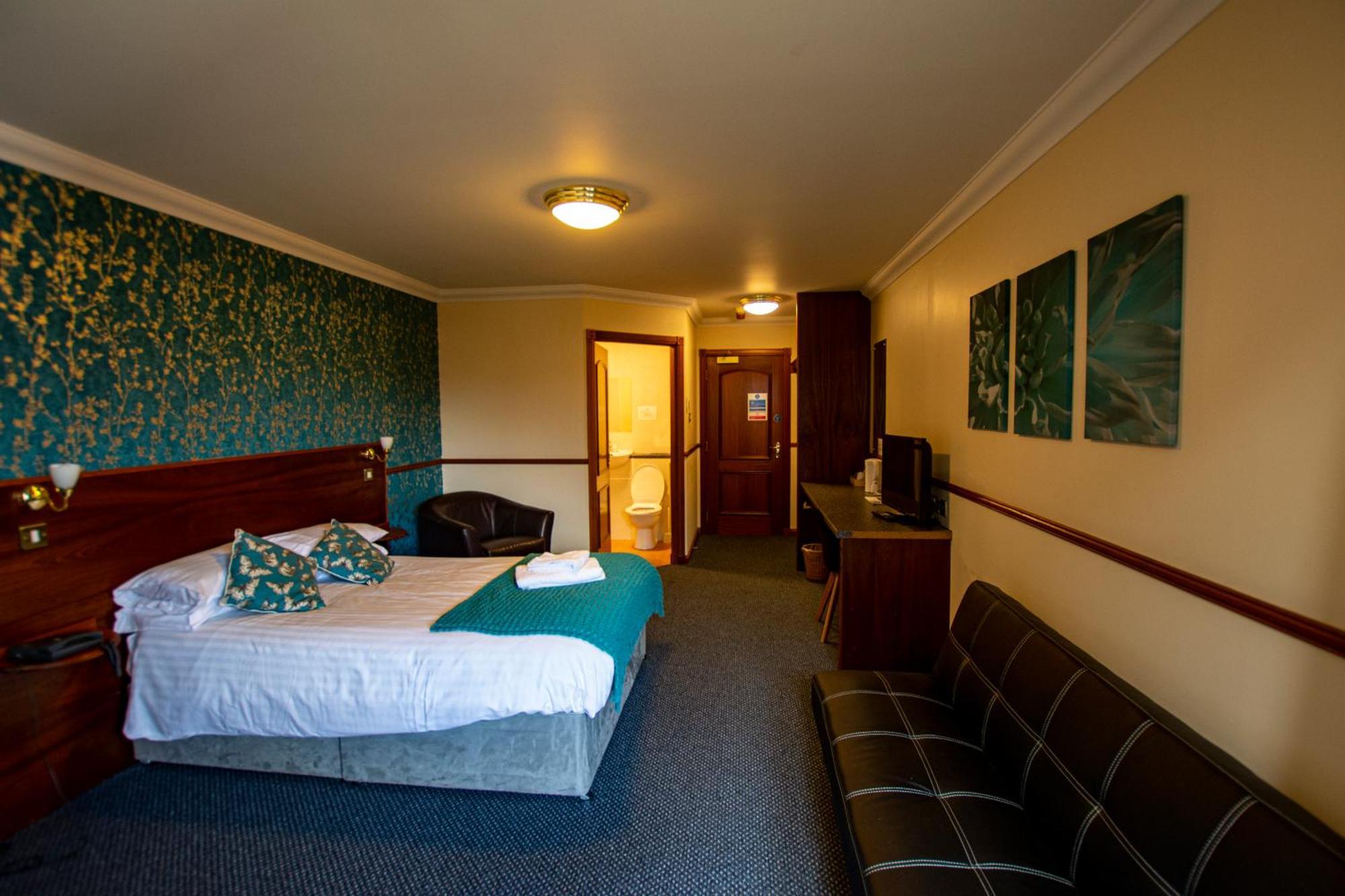 Findlay'S Hotel Fraserburgh Exterior photo