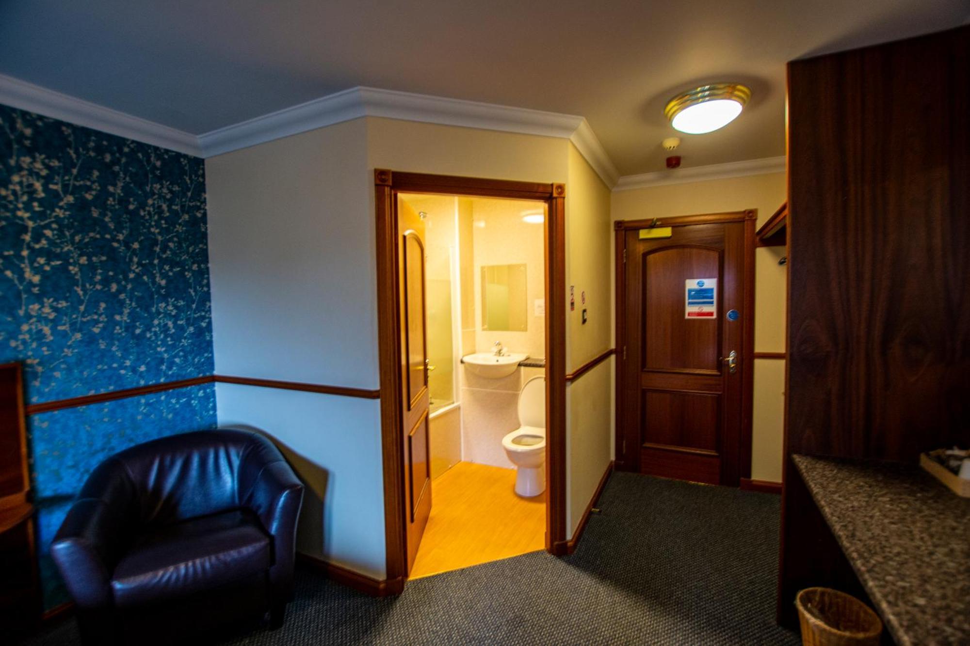 Findlay'S Hotel Fraserburgh Exterior photo